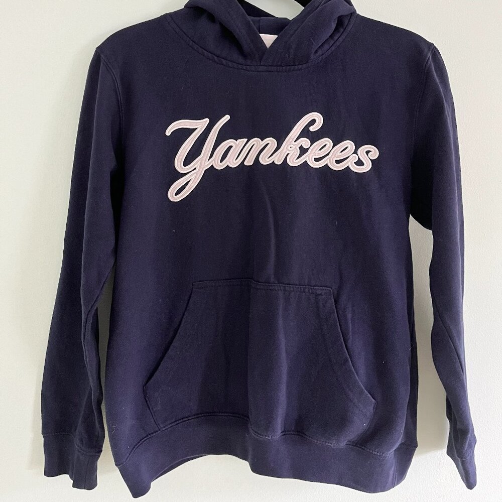 Unisex Genuine Yankees Sweatshirt